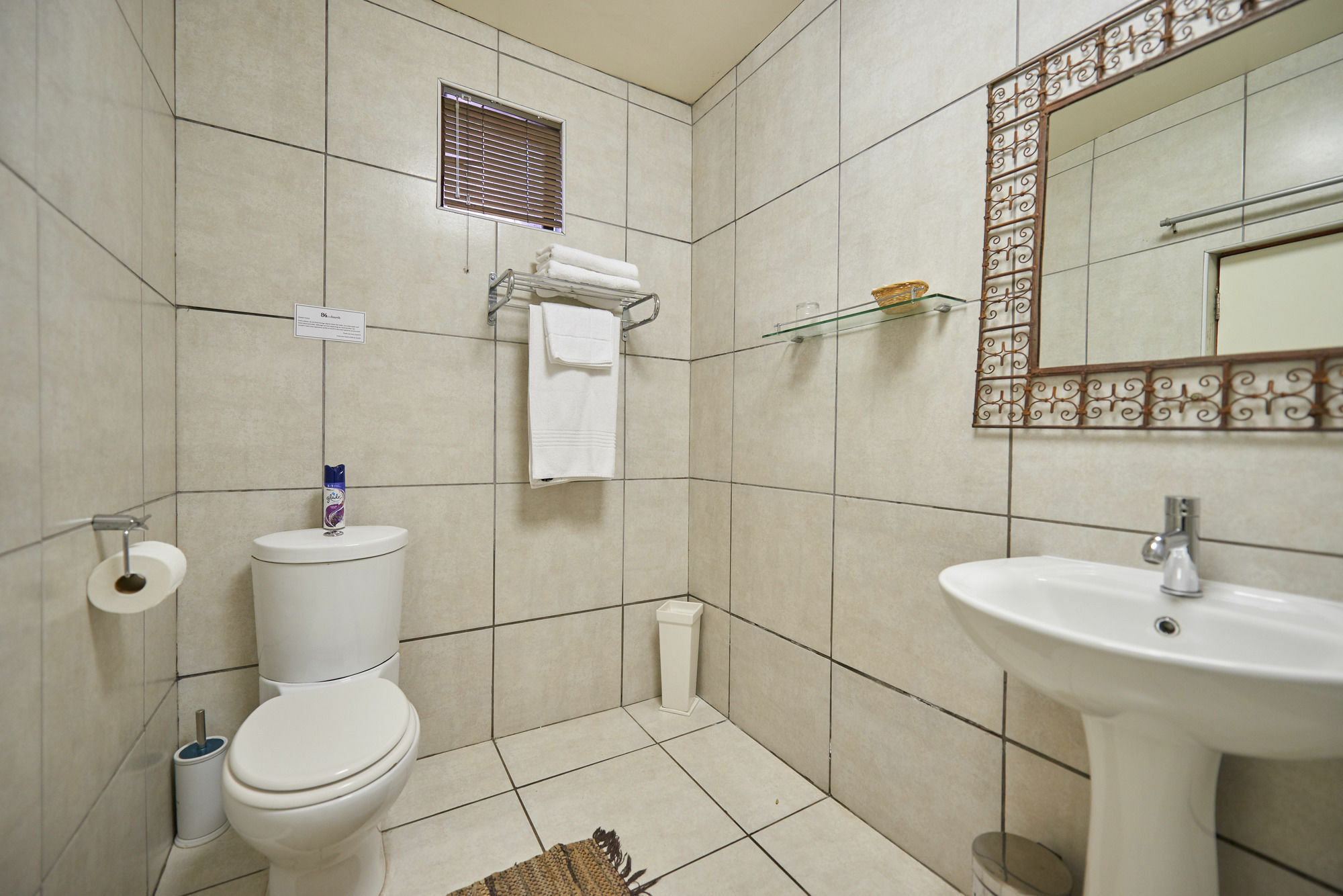 84 On Fourth Guest House Johannesburgo Exterior foto
